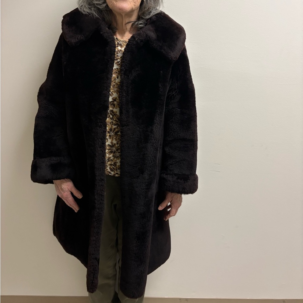 Elegant Black Teddy Jacket for Women